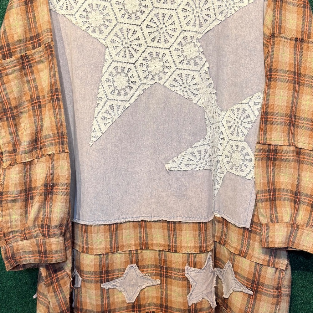 492 NWOT BlueVelvet Flannel Duster w/Stars - Picture 4 of 4